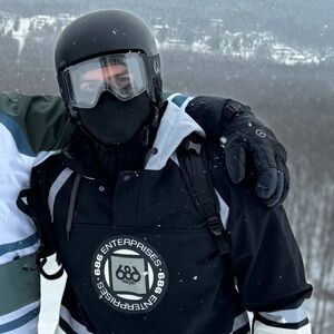 Meet your Posher, Nick